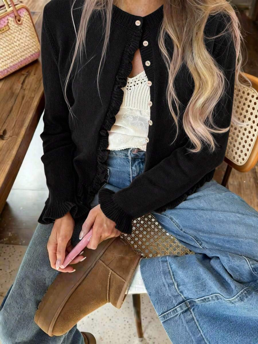 Elara | Kirschroter Rüschen-Strickcardigan