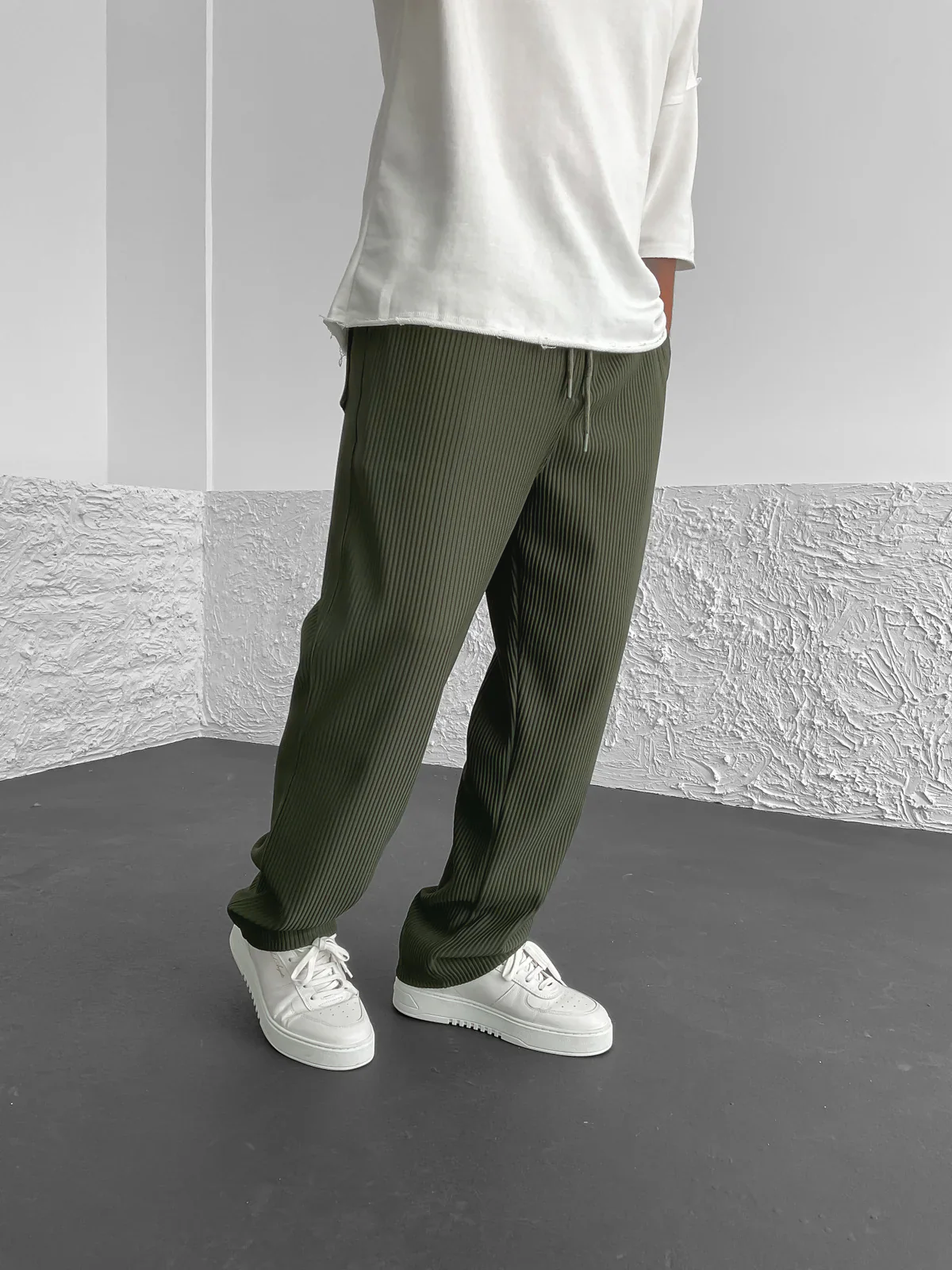 Gerippte Hose mit entspannter Passform