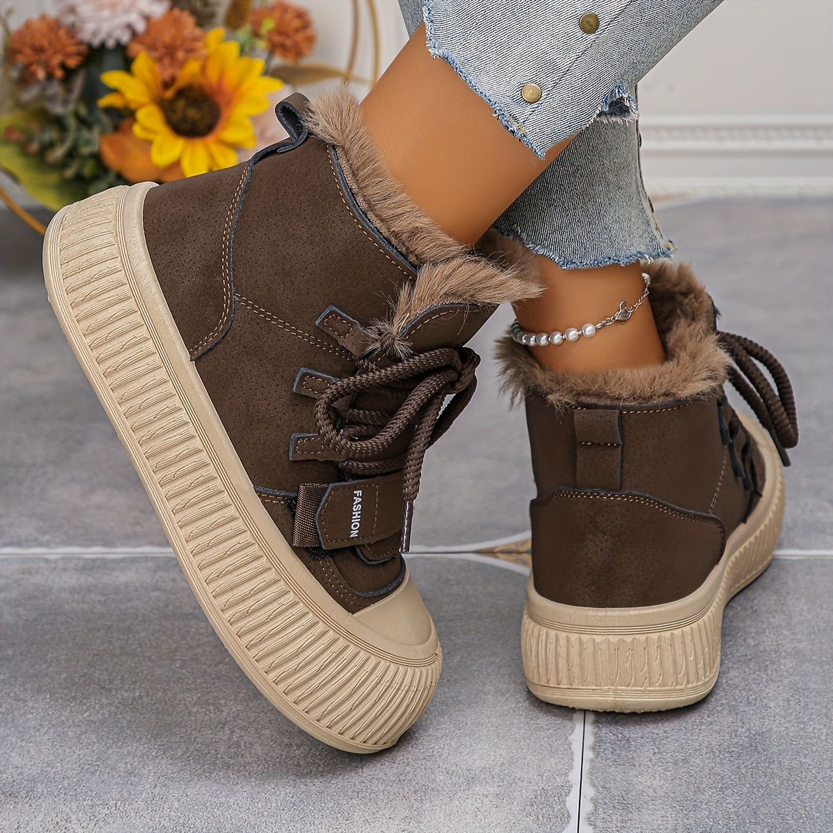 Nora | Gefütterte Mid-Top Winterstiefel