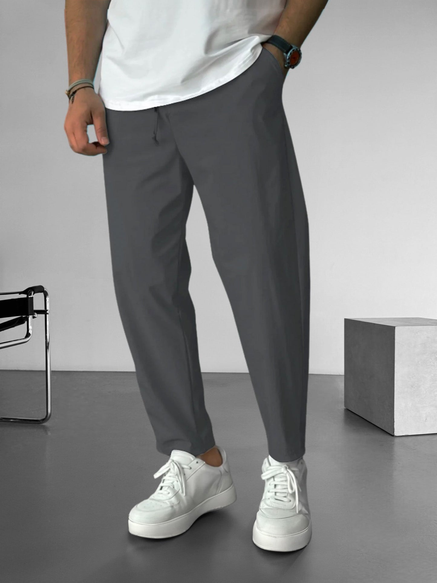 Essential Tapered-Hose mit Kordelzug 