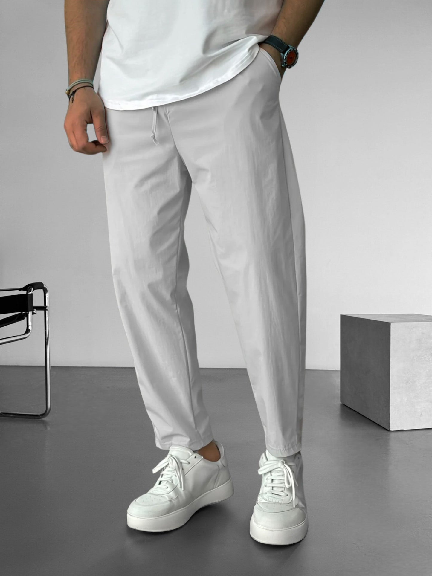 Essential Tapered-Hose mit Kordelzug 