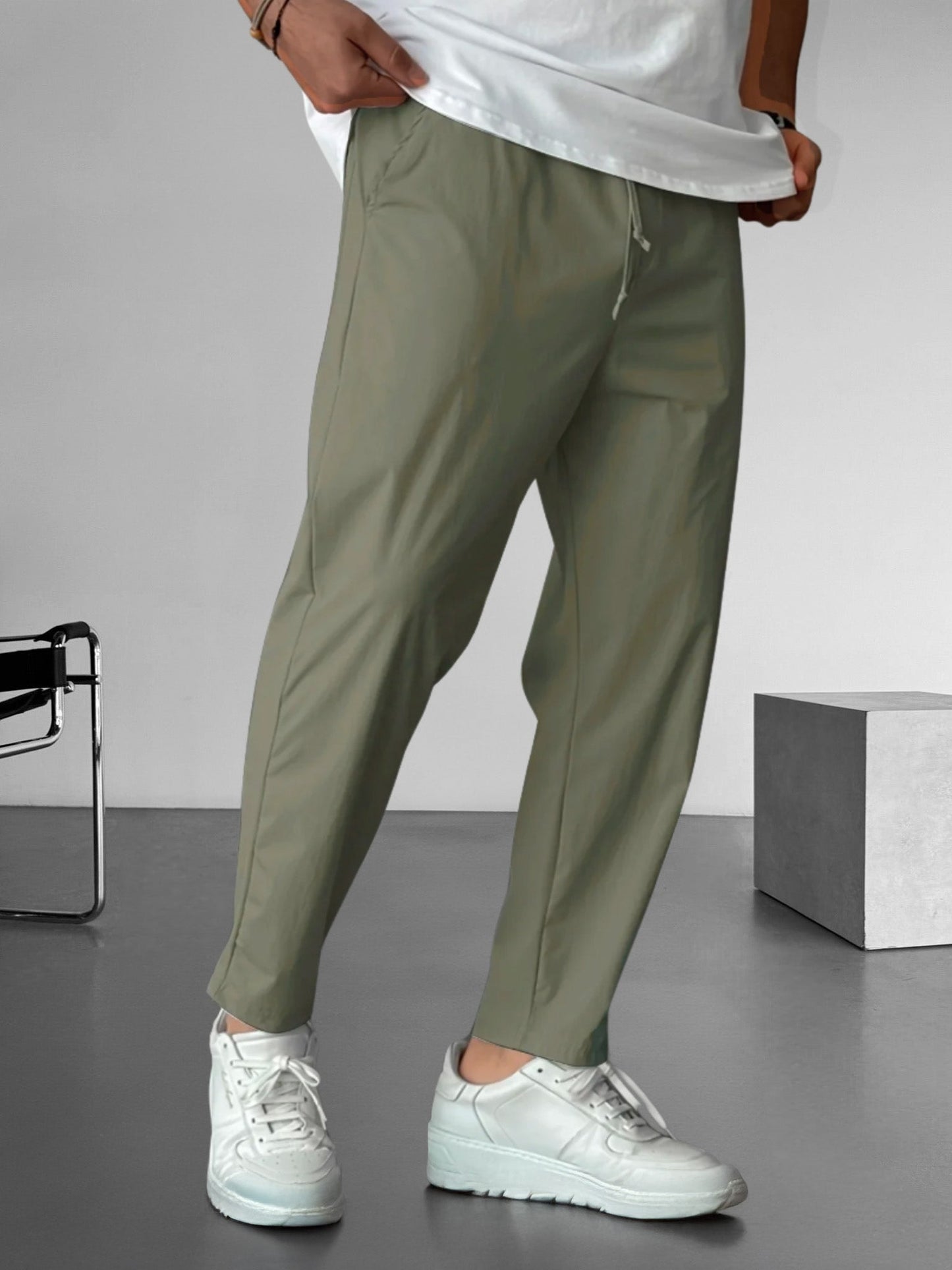Essential Tapered-Hose mit Kordelzug 