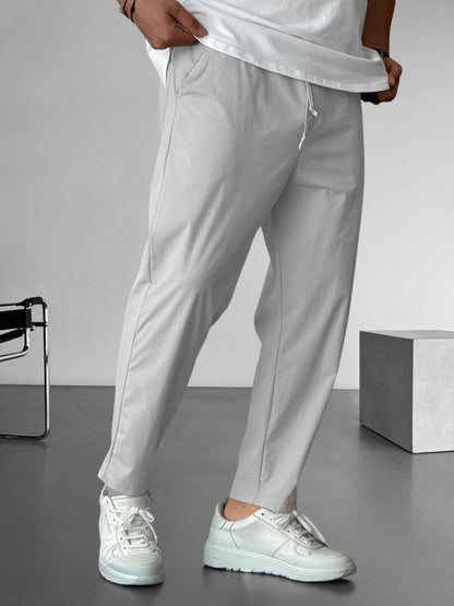 Essential Tapered-Hose mit Kordelzug 