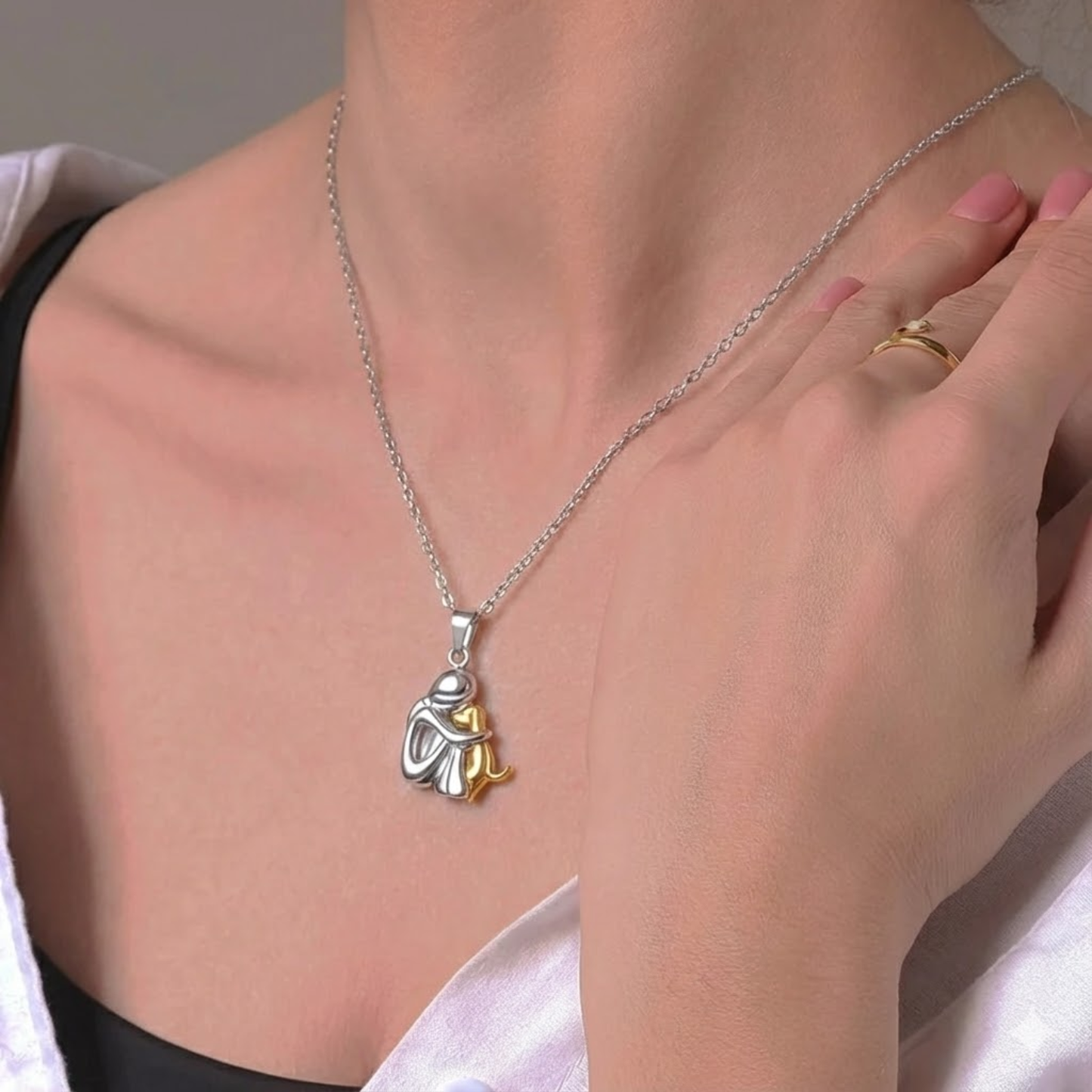Fabiola™ | Puppy pendant necklace
