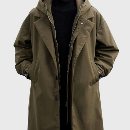 Wind- und wasserdichte Jacke mit Kapuze