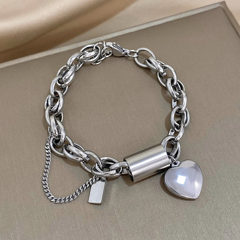 Klobiges, beruhigendes Armband 