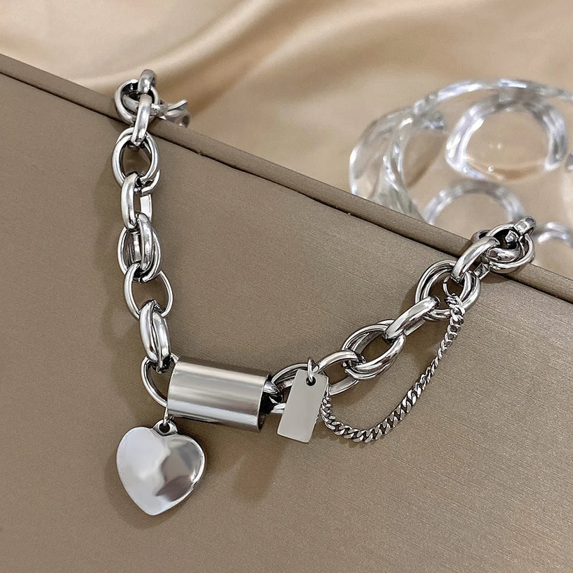 Klobiges, beruhigendes Armband 