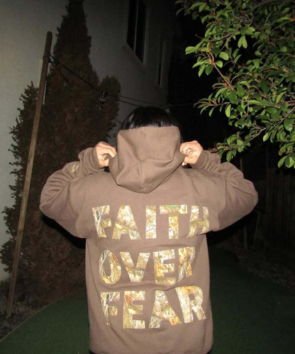 Glaube über Angst Hoodie
