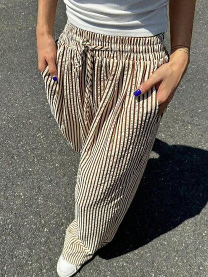 Virale Sommerhose mit Kordelzug