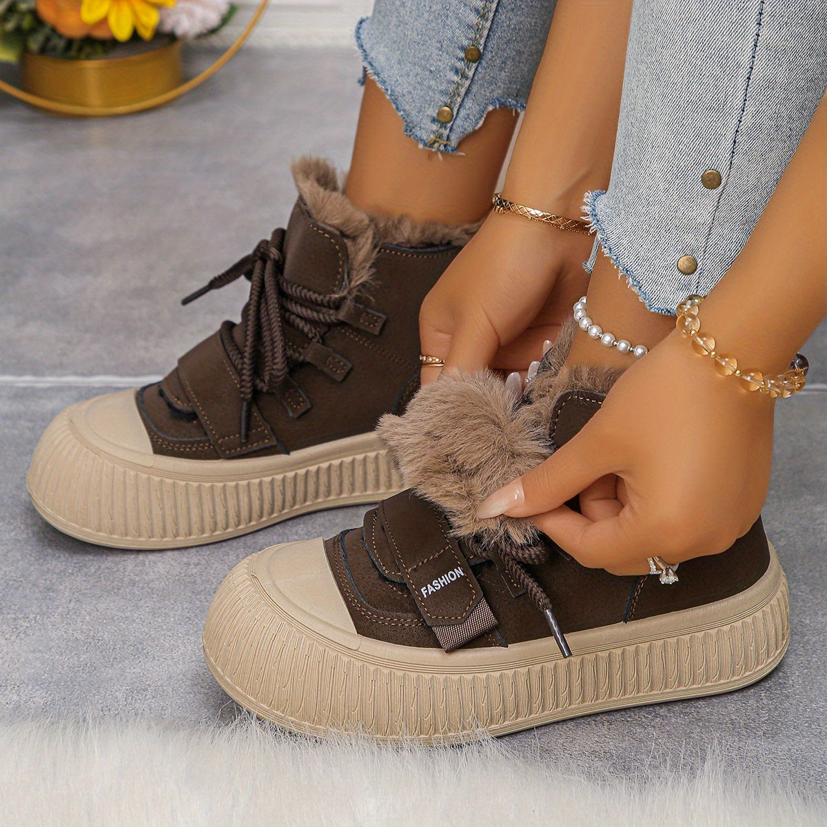 Nora | Gefütterte Mid-Top Winterstiefel