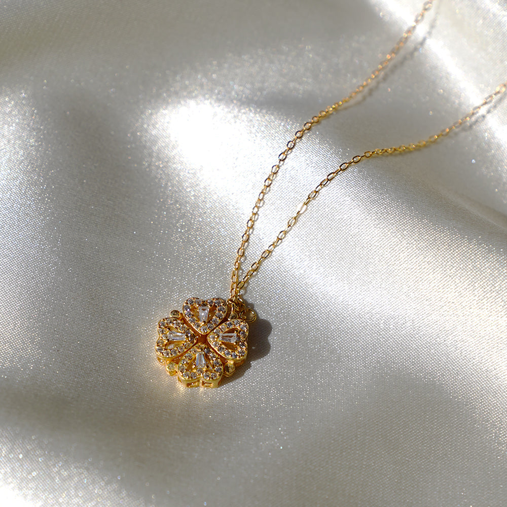 4-Leaf Clover Necklace "Lucky Charm" with Gift Box & Eternal Rose