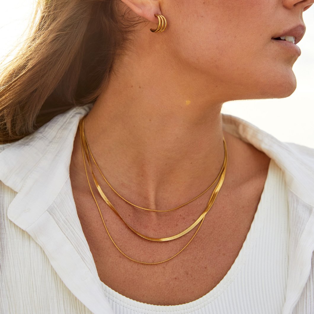 Vergoldete mehrlagige Halskette 