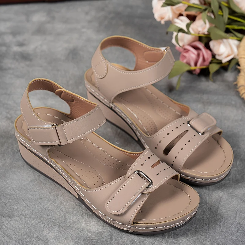 Orthopädische Sandalen für Damen