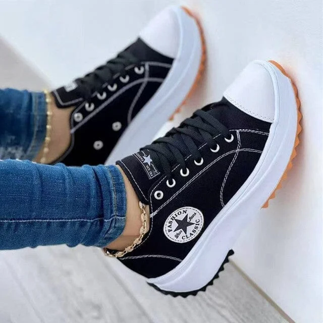 Chaussures orthopédiques à la mode