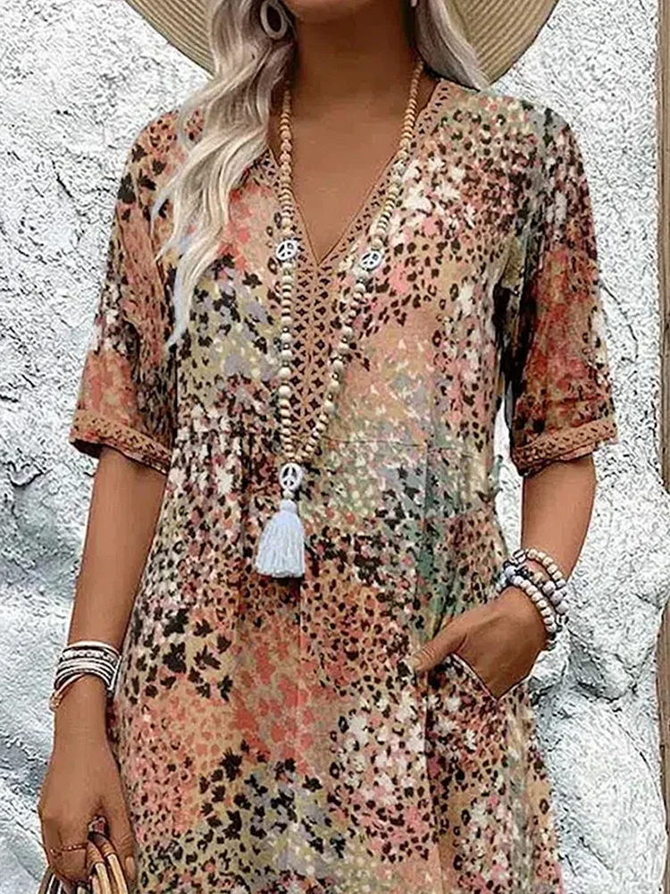 Lebendiges Midikleid