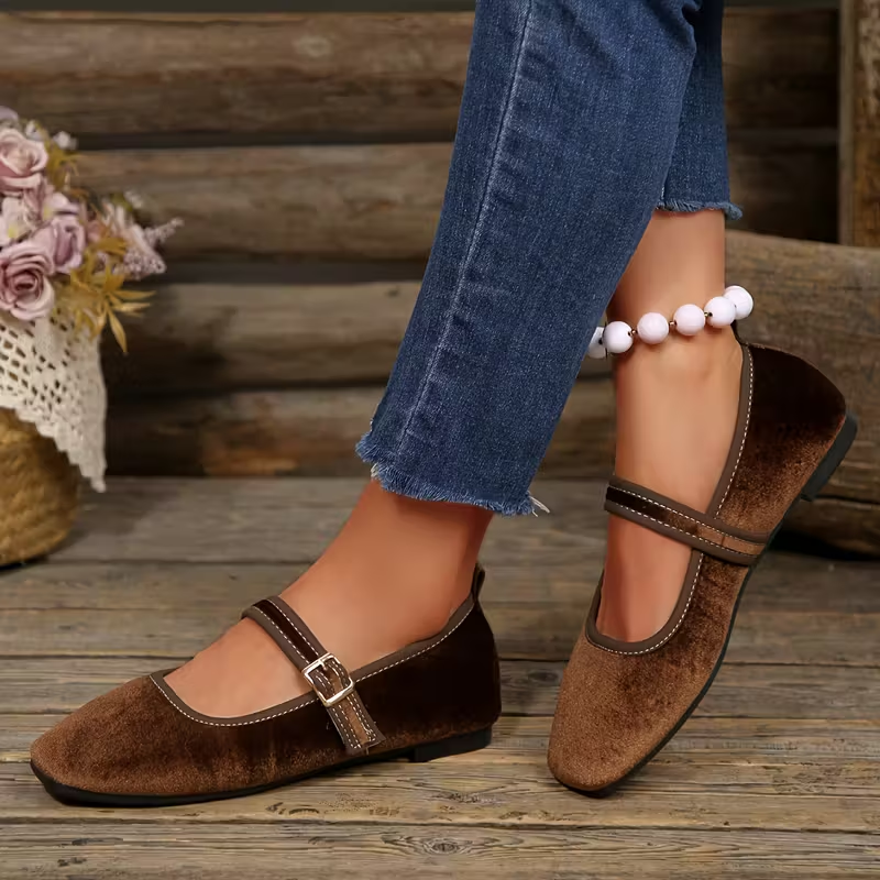 BelleRue | Vintage Mary-Jane-Ballerinas mit eckiger Kappe