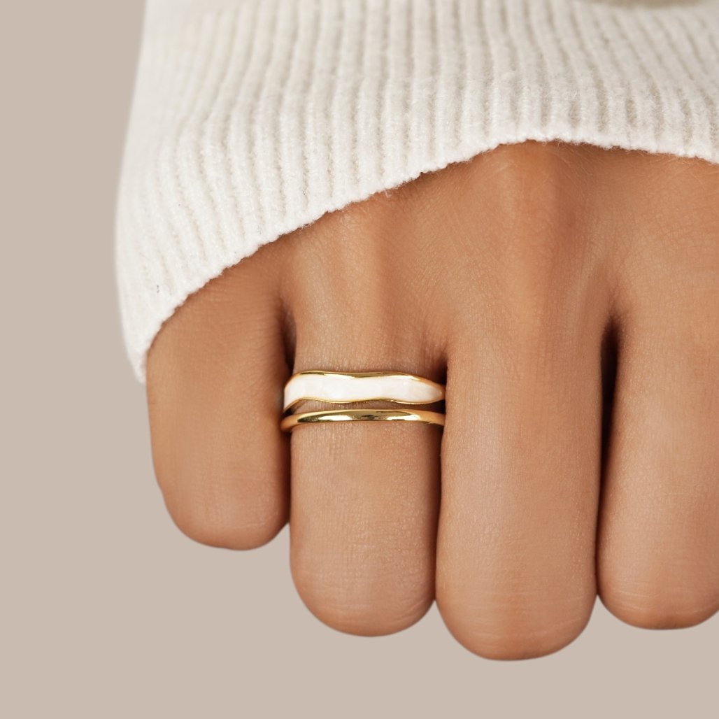Goldring Sahara mit Lapis 