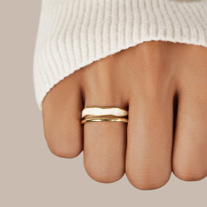 Goldring Sahara mit Lapis 