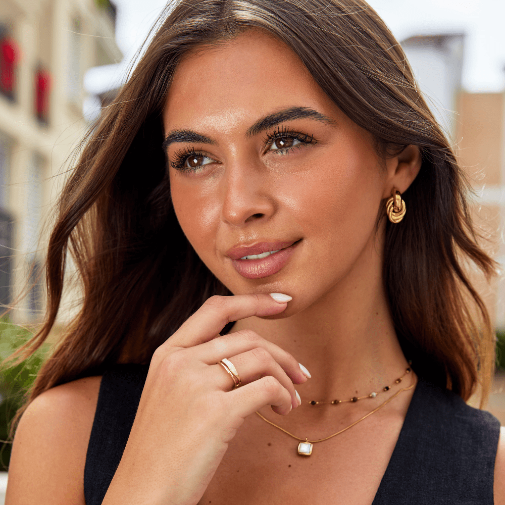 Goldring Sahara mit Lapis 