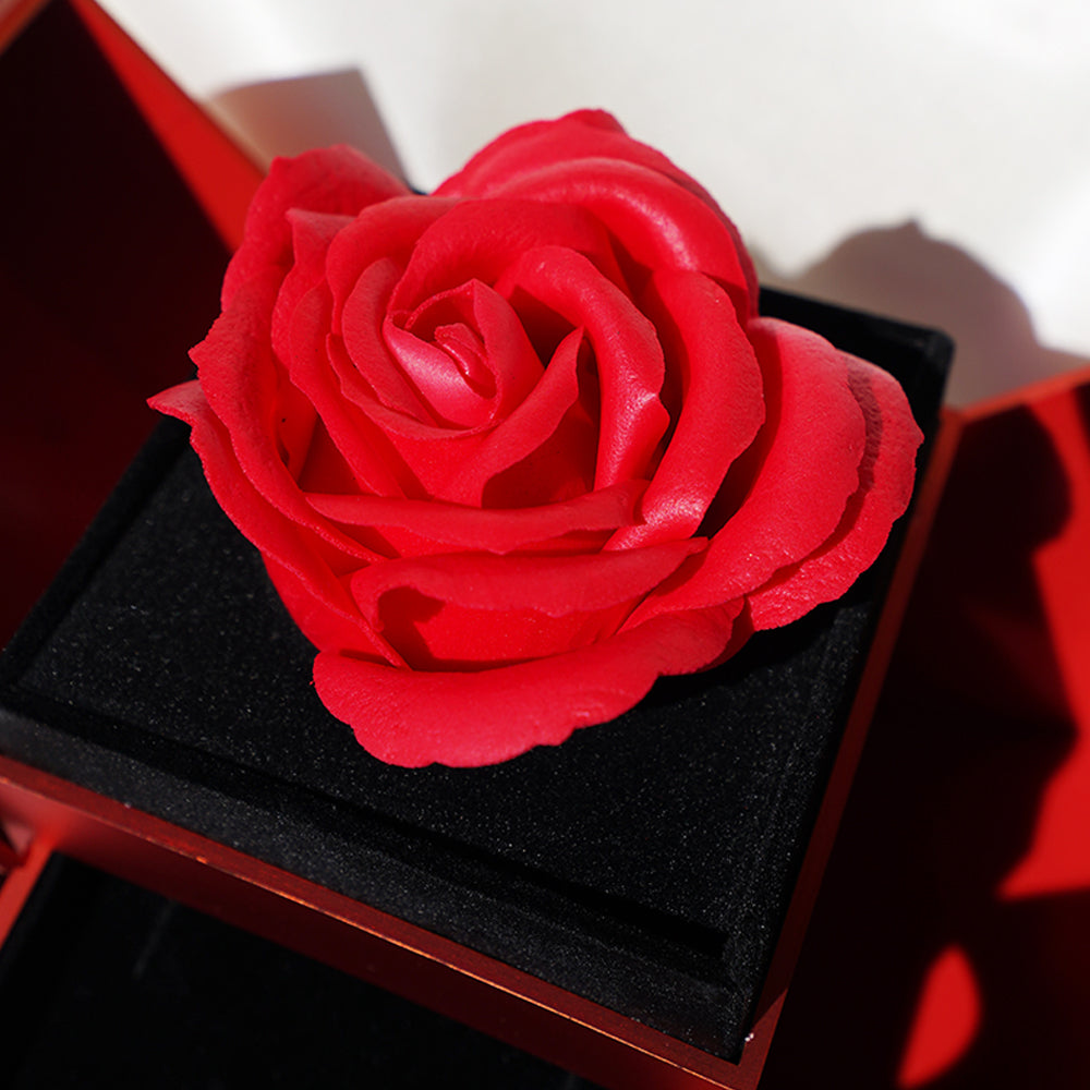 4-Leaf Clover Necklace "Lucky Charm" with Gift Box & Eternal Rose