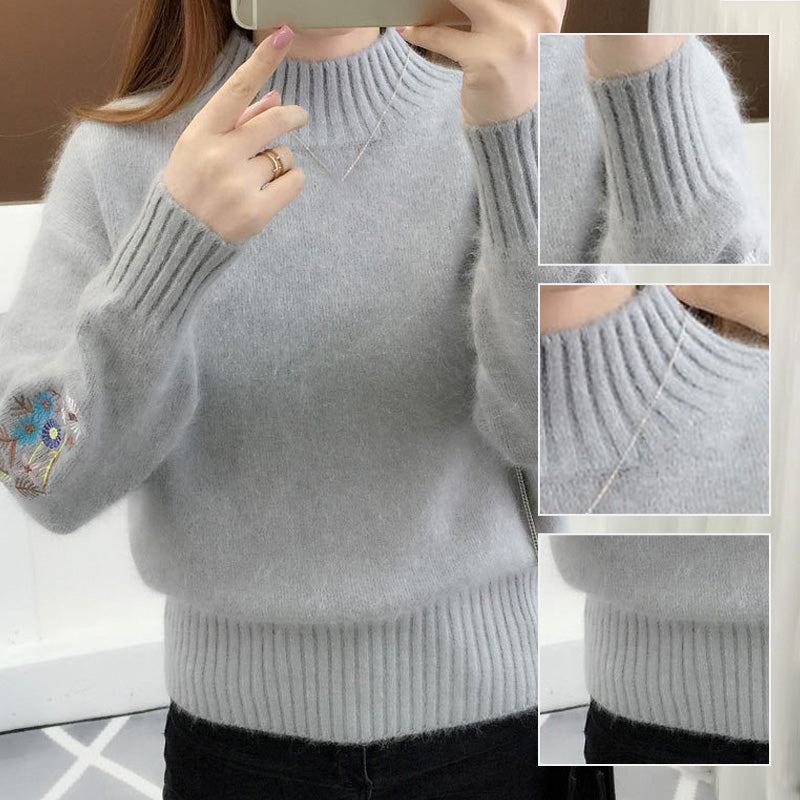 Veganer Grobstrickpullover aus Faux-Kaschmir mit Blumenstickerei